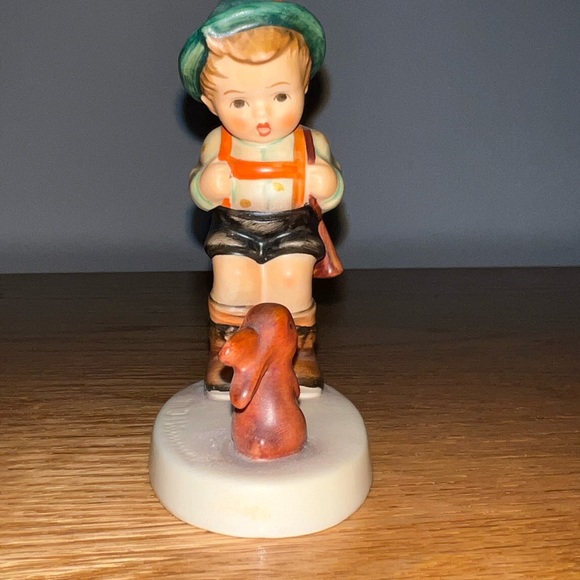 HUMMEL - Sensitive Hunter - w Germany  ceramic - Picture 4 of 8